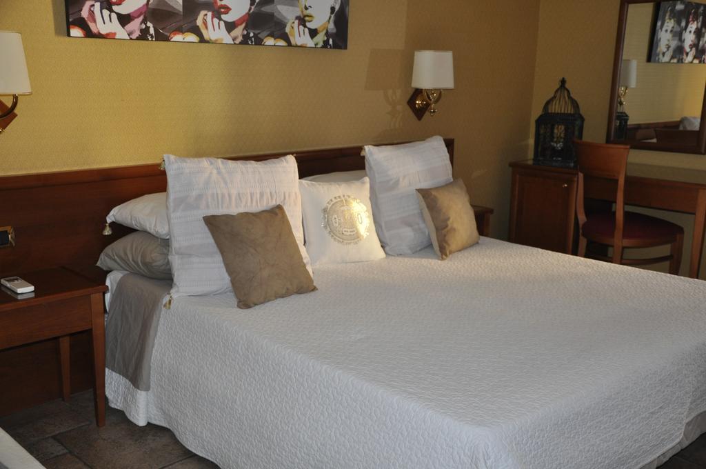 De Curtis 3 Stelle Guest house Catania