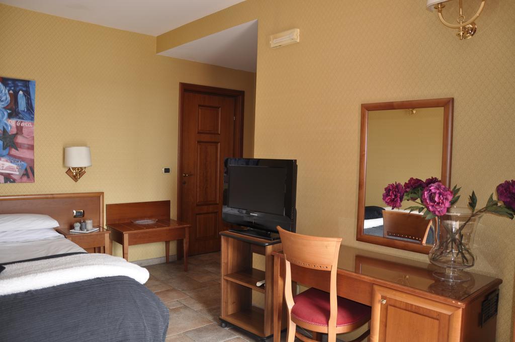 De Curtis 3 Stelle Guest house